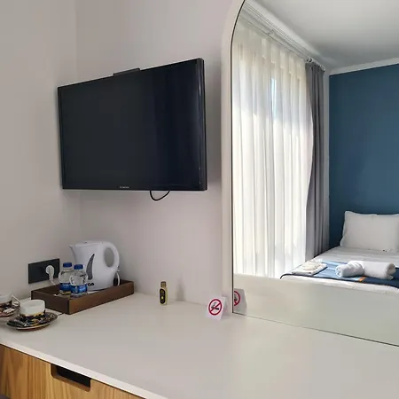 Hotel Park & *